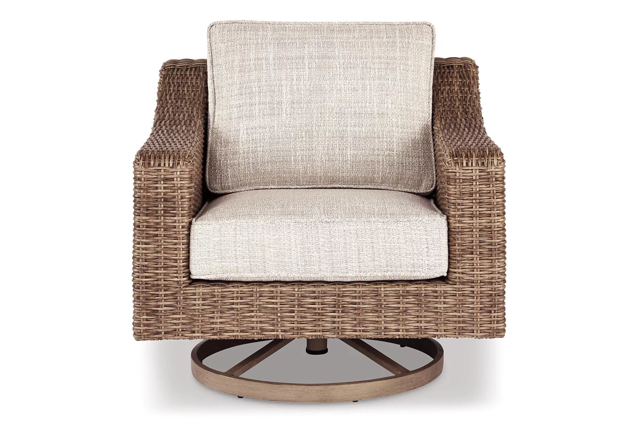 Villa Retreat Swivel Chair